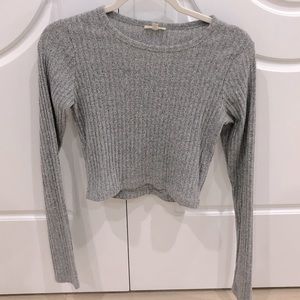Aritzia Wilfred Free grey ribbed crop top
